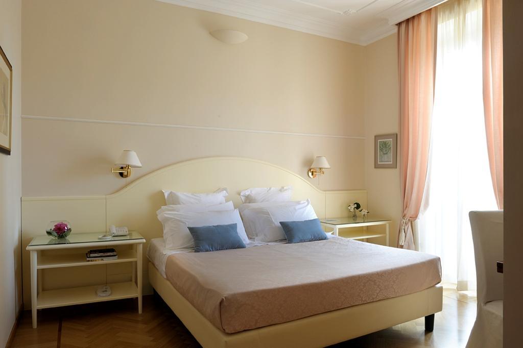 Dea Suite Roma Zimmer foto